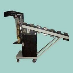 Form Fill Seal Machine With Bucket Conveyor