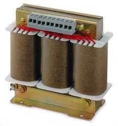 Three Phase Auto Transformer - High Efficiency Copper Windings, Superior Grade Performance, Durable Design