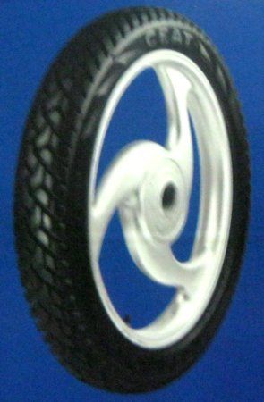 Durable Motorcycle Tyre (Gripp)