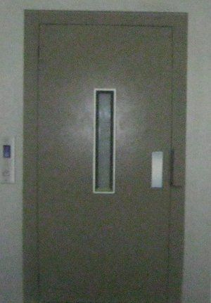 Lift Semi Automatic Doors