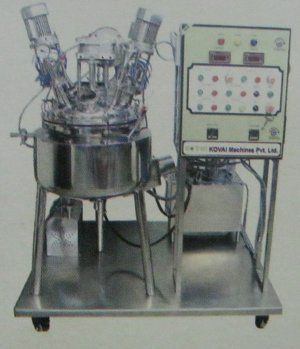 Heavy Duty Perfume Filling Machine