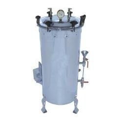 Vertical Jacketed Autoclave