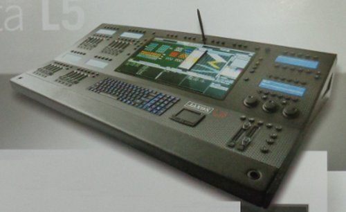 The Vista L5 Control Console