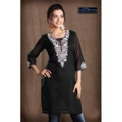 Stylish Embroidered Ladies Kurti