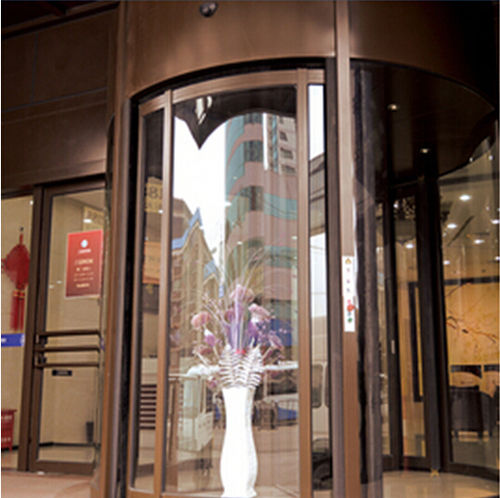 2 Wing Revolving Door