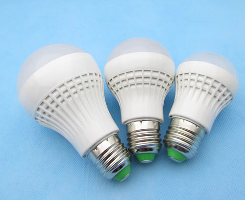 Dimmable RGB LED Bulb