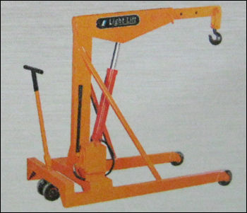 Hydraulic Floor Jib Crane - High-Quality Metal Construction | Versatile Goods Transportation Solution