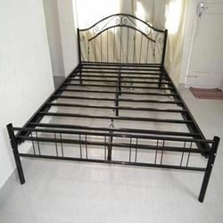 steel cot