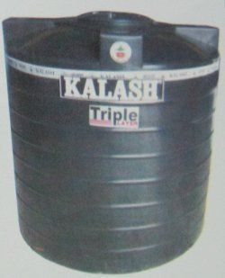 Water Tank - Durable Plastic, Large Capacity , Ideal for All Water Storage Needs