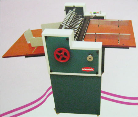 Half Square Sticker Cutting Machine