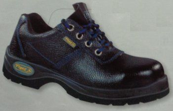 Black Safety Shoes (Loryx2S3No) at Best 