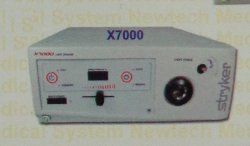 Stryker light Source (X7000)
