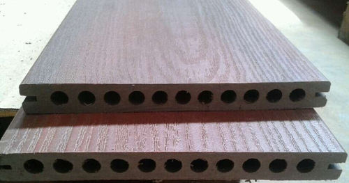 Co-Extrusion Wpc Decking Board/Floor