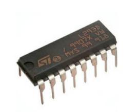 Motor Driver IC (L293D)