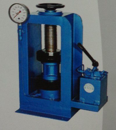 Hydraulic Compression Testing Machine