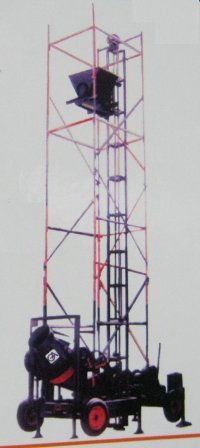 Mobile Builder Hoist - Premium Quality Steel Construction | Efficient & Reliable Lifting Solution