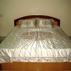 Naksi Bed Cover