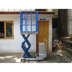 Hydraulic Scissors Lift (Mobile) DC Operated