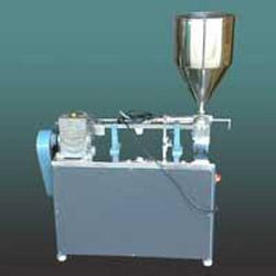 Semi Automatic Cream Filling Machine