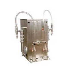 Semi Automatic Volumetric Liquid Filling Machine