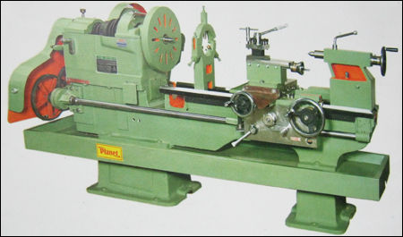 Heavy Duty Lathe Machine