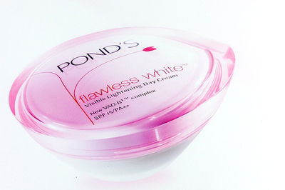 Flawless White Beauty Cream (Ponds)