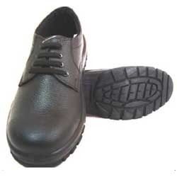 Safety Shoe at Best Price in Dewas 