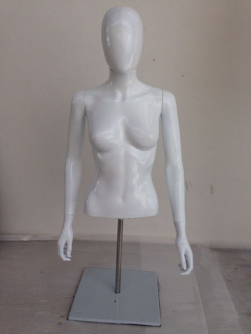 half body mannequin