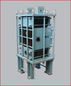 Graphite Heat Exchanger With Handle Corrosive fluids On Service Side