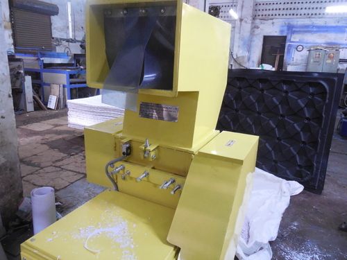 Plastic Scrap Grinding Machinery