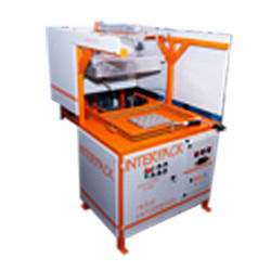 Fully Automatic Vacuum Forming Machine