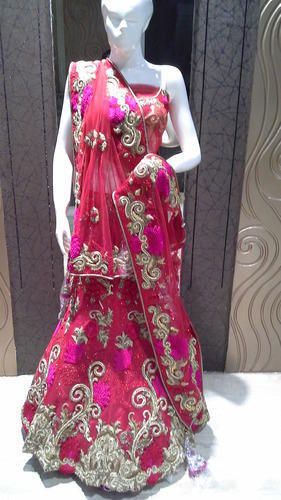 Designer Saree at best price in Delhi by Rooplaxmi Sarees Private Limited |  ID: 7592942655