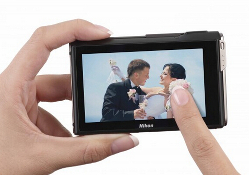 Nikon Touch Screens