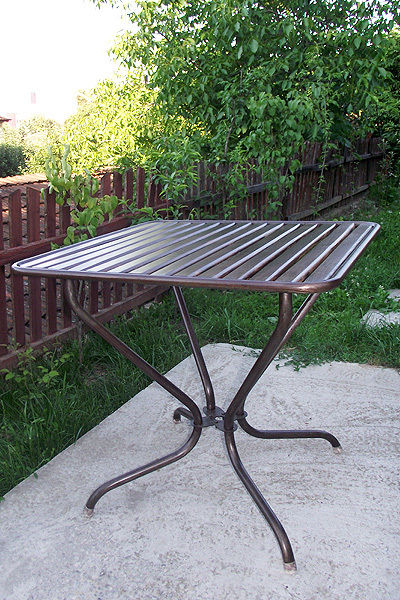 Wrought Iron - Table (Tube 80x80xH75, i15)