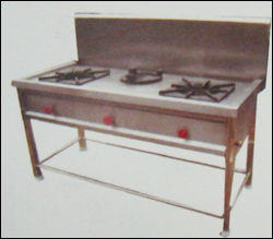 Three Burner Gas Range - Precision-Engineered Steel, Aesthetic Design for Durability and Performance