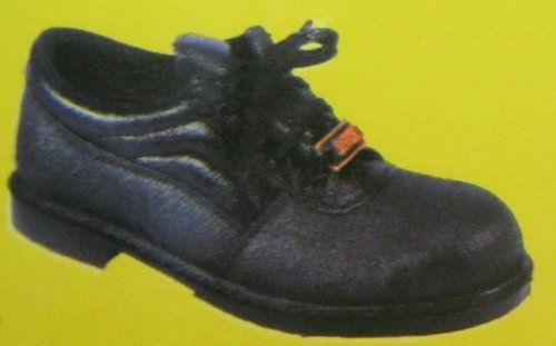 house safety shoes price
