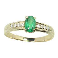 Emerald Gold Ring