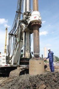 Piling Machine - High-Durability Steel, Advanced Erection Capabilities for Complex Infrastructure, Expert Foundation Drilling and Tunneling Solutions