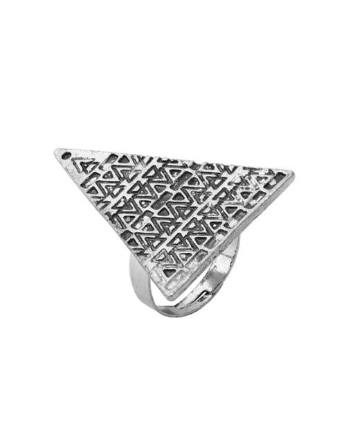 Statement Ring With Intricate Work Over Pyramid Motif