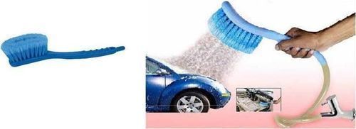 2 In 1 Car Cleaning Brush With Water Spray