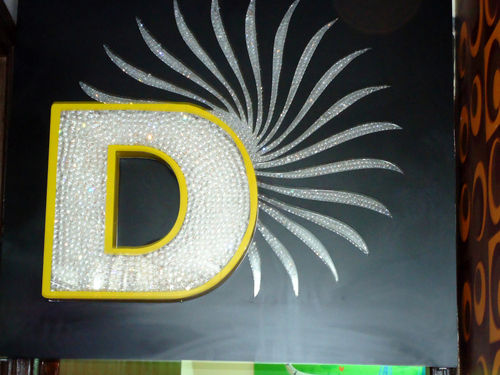 Diamond Crystal Letters