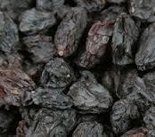 black raisins