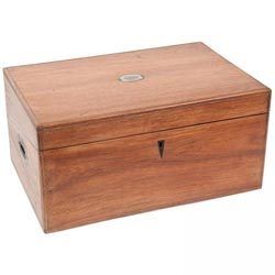 Colonial Chest