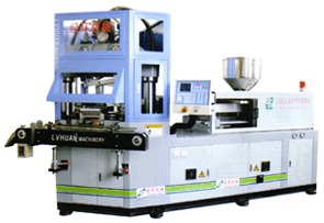 प्लास्टिक की बोतलों को ढालने के लिए Gc Lv हुआन-इंजेक्शन और ब्लोइंग मशीन (Eib28)