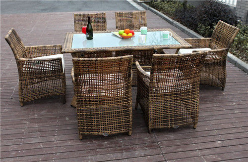 6 People Rattan Dining Set