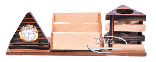 Wooden Pen Stand (DW 5500)