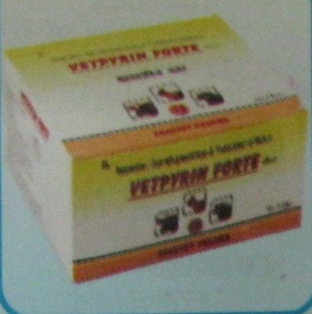 Vick Vaporub Ungüento + Vitapyrena Forte