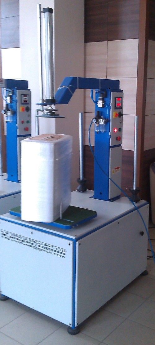 Box Stretch Wrapping Machine