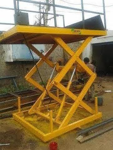 Industrial Scissor Lift Table - Durable Steel Build , Versatile Height Adjustment Mechanism for Efficient Material Handling