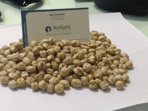 Indian Pulses - Variegated Selection of Green Grams, Brown Chickpeas, Pigeon Peas, Lentils, White Lentils | Superior Quality, Custom Packing Available, Perfect for Traditional Recipes